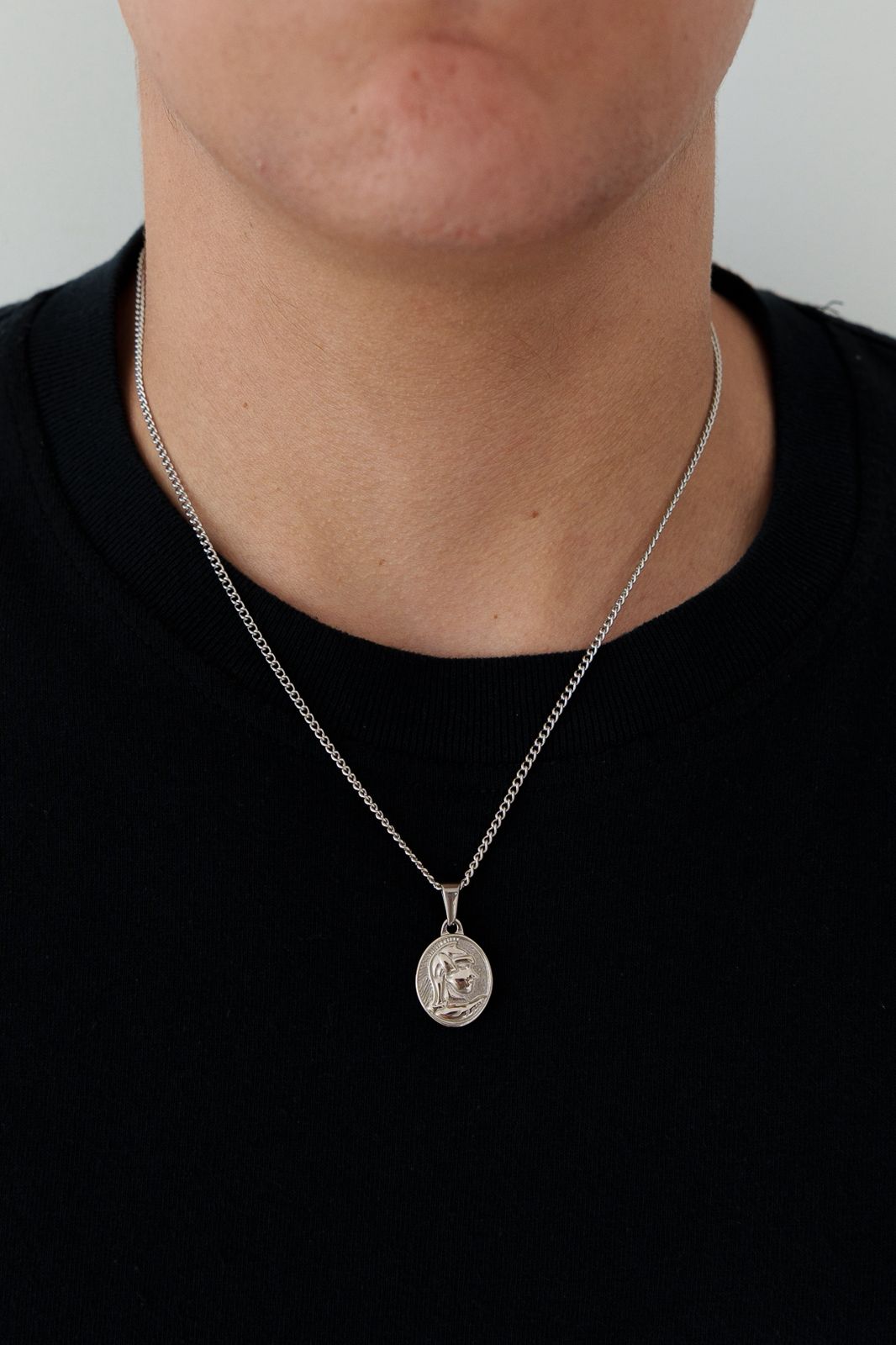 Gladiador Pendant Necklace