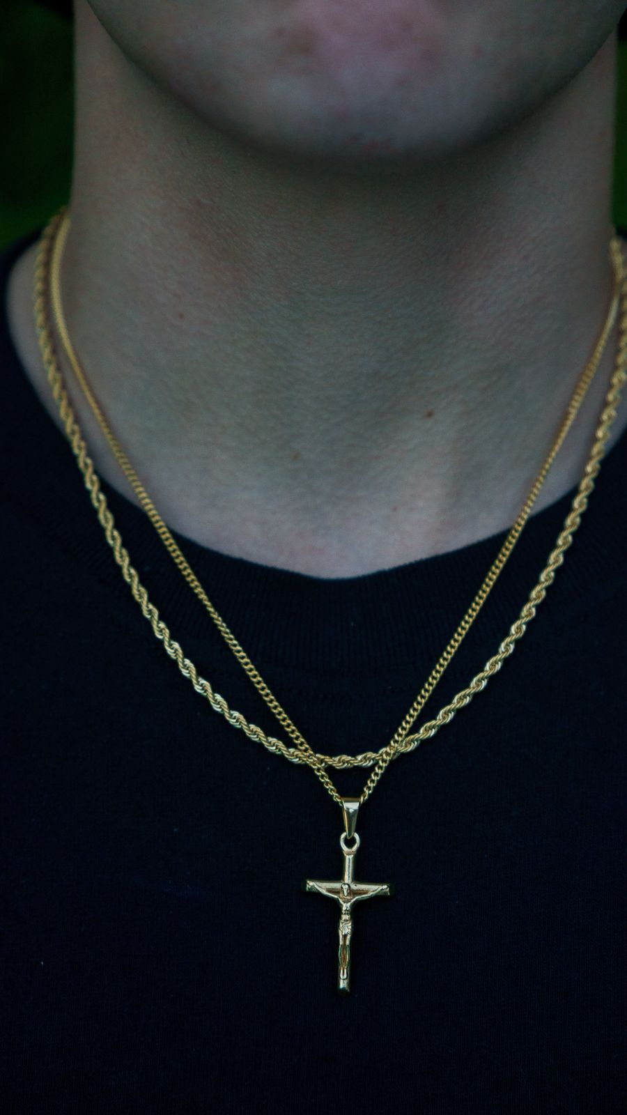 Cruz Pendant Necklace